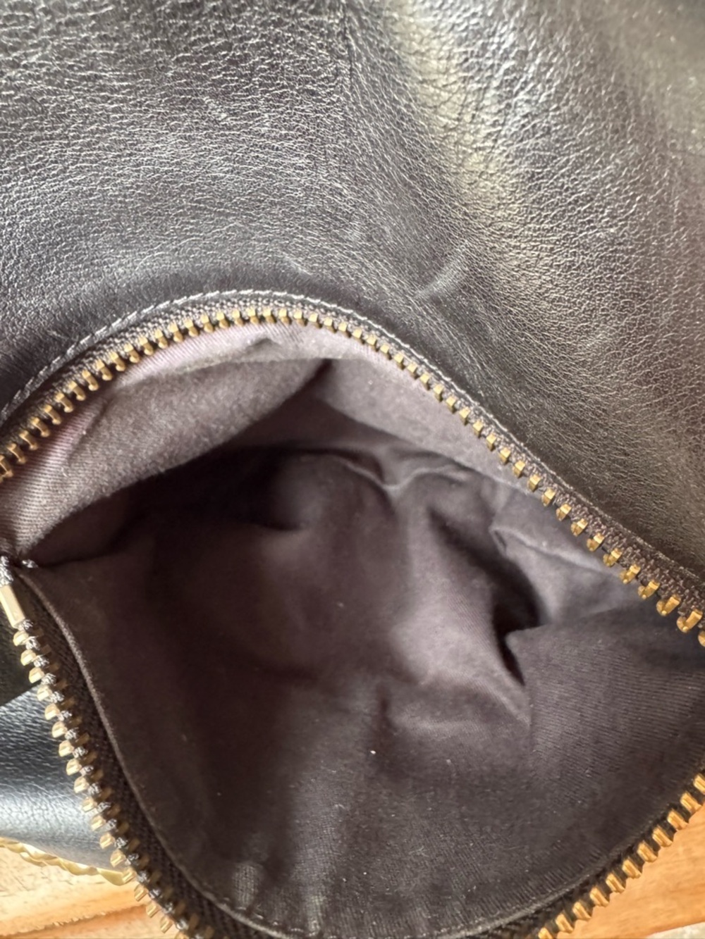 Coach Legacy Studded Duffle Bag With Adjustable Strap And Matching Wristlet - Picture 11 of 14